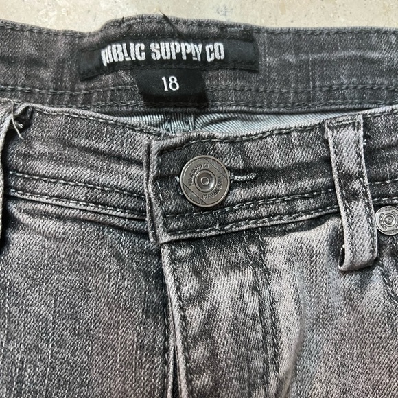 Girl’s Public Supply CO Size 18 - Picture 4 of 4